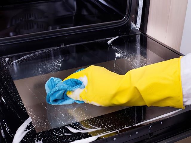 Oven Cleaners in Guildford