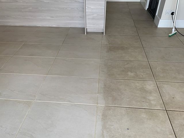 Hard Floor Cleaners in Guildford